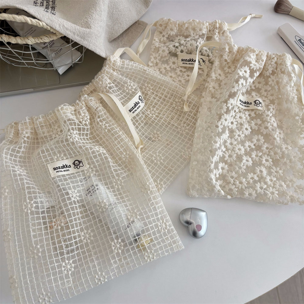 Lace Embroidered Daisy Mesh Dr - Sock Organizer Tray recension och pris